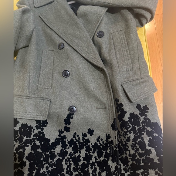 Banana republic green and black wool blend flocked hem pea coat. Size S - Picture 9 of 9